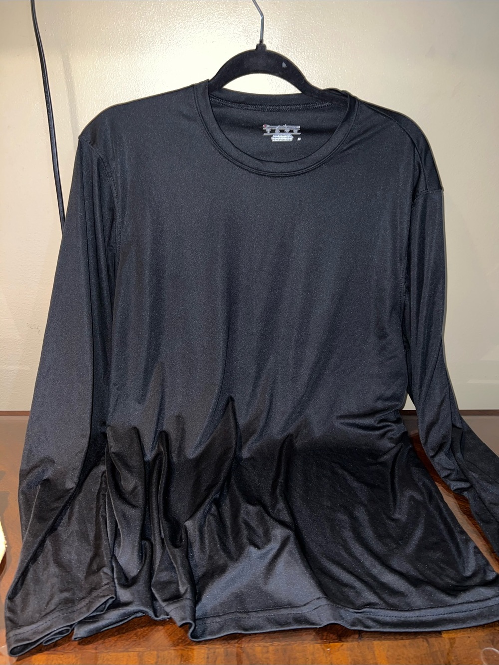 Champion Long-Sleeve Crew Neck Shirt - Black